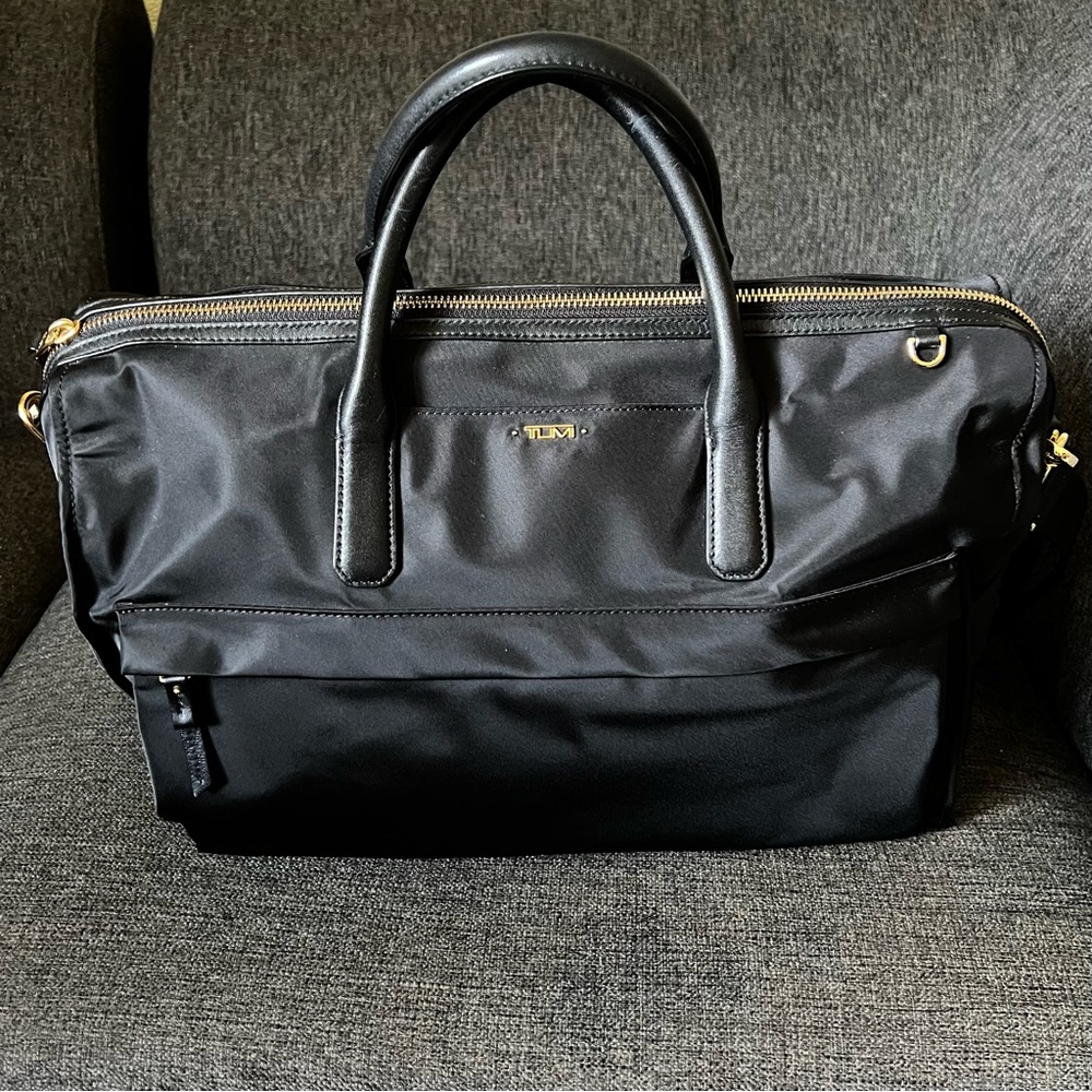 Tumi Voyageur Dara Carryall Nylon Travel Tote Crossbody Bag Black Gold Hardware